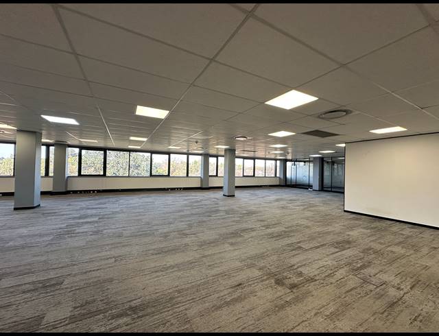 750M² OFFICE TO LET IN DORINGKLOOF